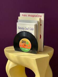 Joivida 2 Bộ Giá đỡ sách hình đĩa vinyl ban nhạc rock Blurry Oasis, Giá đỡ sách để bàn kiểu retro, Giá đỡ sách phân chia, Giá đỡ sách hình đĩa vinyl, Giá đỡ sách hình đĩa vinyl kiểu retro màu đen, Giá đỡ sách kiểu cổ điển bo tròn, Giá đỡ sách trang trí kiểu cổ điển cho học sinh, sinh viên, văn phòng tại nhà - Nhiều màu - Xem 1