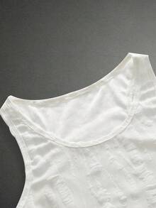 Manfinity VCAY Men's Off-White Summer Casual Beach Holiday Tank Top,Round Neck Textured Jacquard Knit Solid Color Hollow-Out Cotton Fabric Baggy Festival Clothes - White - View 5