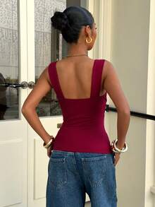 SHEIN EZwear 女士春夏红色弹力带上衣，饰有白色蕾丝蝴蝶，时尚针织吊带背心，撞色红色上衣，情人节女士上衣 - 紅色 - 查看 2