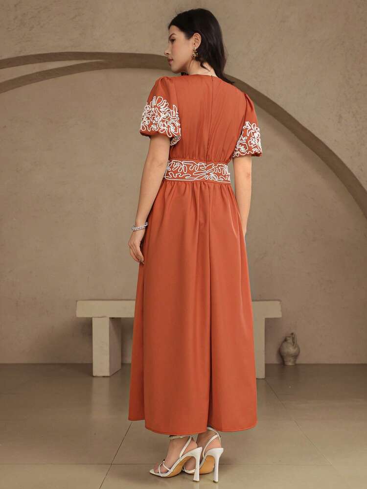 Women's Elegant Contrast Color Embroidered Long Dress, Summer Wedding Guest Dress Sundress