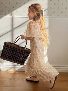 DAZY Young Girl Ditsy Floral Square Collar Puff Sleeve Ruffle Hem Cute Dress