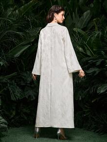 Al Najma 提花纹理面料衬衫领菱形装饰宽松长袖连衣裙 - 杏色 - 查看 4