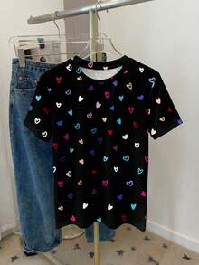 SHEIN LUNE 女士休闲简约爱心图案圆领短袖宽松T恤，适合春夏、情人节、嘉年华等场合穿着。可爱爱心图案T恤，休闲百搭。 - 彩色 - 查看 4