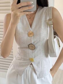 Livesso 女士无袖金属扣装饰休闲办公装，优雅修身开衫衬衫，适合情人节、婚礼、通勤、春夏季节穿着。 - 米色 - 查看 1