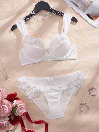 2pcs Set French Floral Petal Decor Women's Lingerie Set, Ruffled Trim Mid-Rise Women's Briefs