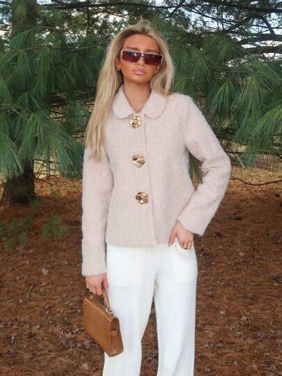 Sydney Algeri Stylish Women's Short Khaki Teddy Coat With Regular Sleeves Collar And Unique Gold Button Fastening