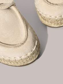 Styleloop 女士休闲百搭简约系带平底鞋 - 米色 - 查看 5