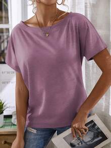 Calvaya Kaos Lengan Pendek Kasual Serbaguna dengan Kerah Asimetris Warna Polos - Purple - View 6