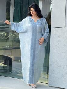 Al Najma Damklänning med långa ärmar och lös, elegant arabisk klänning i kontrasterande spets - Blåröd - Visa 7