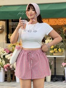 SHEIN EZwear Plus Size Women Waist Tie Plaid Loose Casual Shorts