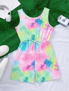 Sparklyn 这款扎染无袖连体裤专为青春少女设计，是夏日活力单品！扎染印花带来青春气息，圆领和收腰设计舒适又显身材，宽松的短裤剪裁透气不闷热。无论是搭配运动鞋外出，还是搭配运动鞋运动，都能轻松展现少女休闲活力的风采。是春夏旅行和日常穿着的理想之选。 - 彩色 - 查看 3