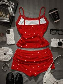 SHEIN Essnce 女士蕾丝吊带背心和褶皱短裤套装（2件套），适合夏季，心形印花，红色，蕾丝边饰，适合居家穿着，也适合情人节。 - 彩色 - 查看 4