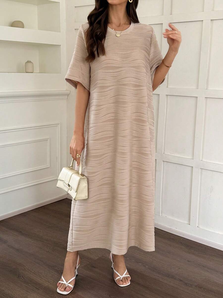 Vivie Lora Đầm dài dáng suông rộng rãi, chất liệu vải có họa tiết, màu kaki dành cho nữ. - Màu Khaki - Xem 1