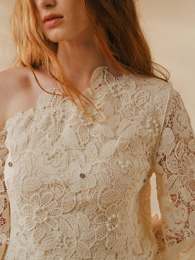 WOMEN'S ASYMMETRICAL HOLLOW CROCHET OBLIQUE COLLAR LACE ELEGANT TOP
