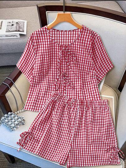 SHEIN LUNE Plus Size Women's Plaid Print Back To School Outfits Women Front Tie Shirt Business Casual Woman Curve With Shorts Homecoming 2 Pieces Set Fall Clothes For Women Old Money Style Women Elegant Women'S Sets Plus-Size Summer Two-Piece Set,Plaid Set, Red And White Plaid Set, Round Neck Short-Sleeved Plaid Shirt & Plaid Shorts, With Bow Decoration On The Front Chest And Bow Decoration At The Cuffs Of The Shorts.Elegant And Fashionable For Commuting, Summer Easter Summer Women'S Clothing. Vacation Outfits Women,Summer Vacation Outfits  Set  For Women Spring Outfit Women Plaid Two Piece Set Gingham Two Piece Set Checkered Two Piece Set Gingham Top And Shorts Plaid Top And Shorts Red Plaid Set Checked Pajama Set Gingham Shorts Set Plaid Shorts Set Gingham Dress Plaid Dress Women Checkered Dress Picnic Dress For Woman Red Plaid Top And Shorts Checkered Shorts Set Plaid Loungewear Women Gingham Pajamas Red Plaid Two Piece Set Red Gingham Top And Shorts