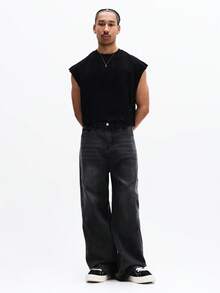 SUMWON Áo tank top không tay cổ tròn Off Duty với họa tiết và chữ in nổi bật, thích hợp cho trang phục thường ngày mùa hè. - màu đen - Xem 3