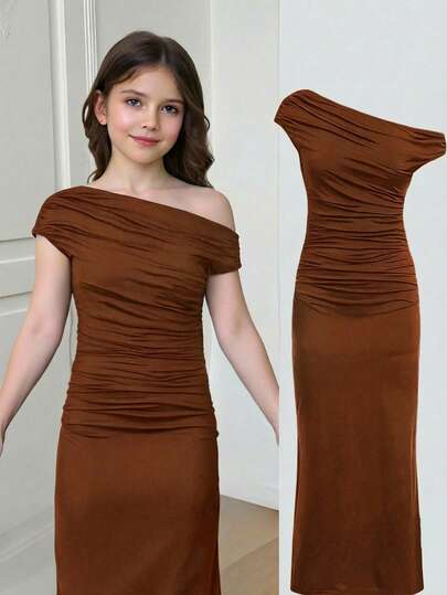 SHEIN Vestido de punto maxi de corte ajustado con cuello asimétrico y cintura fruncida, estilo casual y elegante para niña preadolescente. Adecuado para fiestas de Halloween, atuendos de vuelta al colegio, reuniones, color marrón.