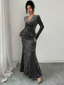 Elenzga Women's Elegant Romantic Delicate Party Dress, Velvet, Pearl Decor V-Neck, Long Sleeve, Bodycon Mermaid Maxi Dress, Suitable For New Year - Grey - View 5