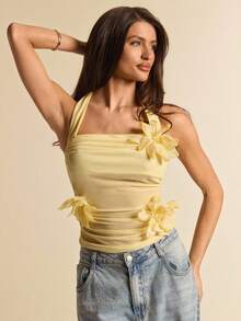 SHEIN BAE Áo tank top nữ màu vàng kem, cổ yếm, xếp ly, chất liệu voan mỏng, trang nhã, họa tiết hoa. - Vàng nhạt - Xem 5