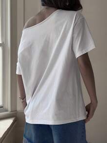 Livesso Women's Loose Casual Beach Vacation Graphic Print White T-Shirt, Spring/Summer - White - View 2