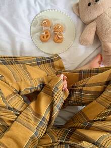 Bộ đồ đôi kẻ caro cổ điển dành cho nữ tuổi teen, màu nâu, kiểu dáng thoải mái, gồm áo tay dài cổ bẻ và quần dài. - Màu vàng - Xem 7