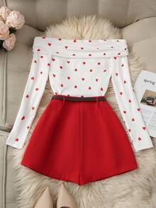 Chiquease Bộ đồ Valentine gồm áo kiểu lệch vai bèo nhún hình trái tim màu đỏ và quần short, chân váy, quần váy, bộ 2 món đa năng, thích hợp cho các buổi hẹn hò hàng ngày và những dịp lãng mạn, mùa xuân/hè. - Đỏ - Xem 2