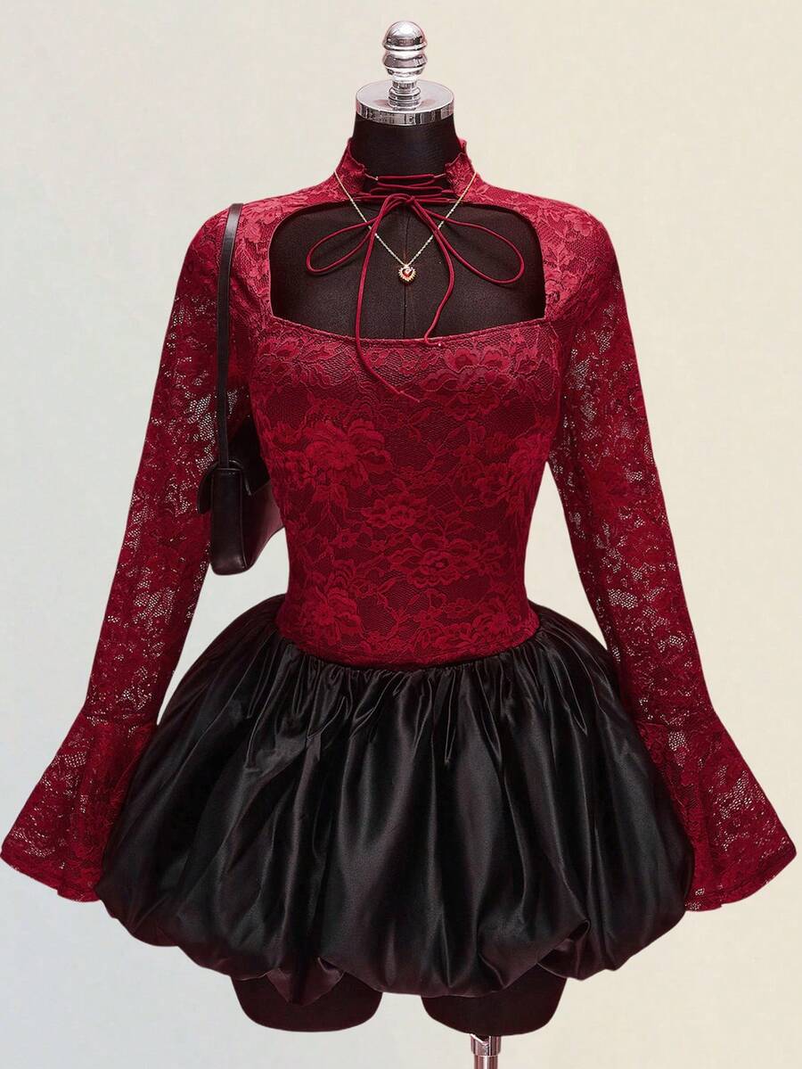 SHEIN ICON 女士加大码复古性感优雅千禧风 Y2K 情人节：高领系带镂空喇叭长袖酒红色蕾丝修身上衣 - 酒紅色 - 查看 1