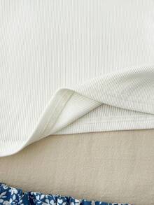 SHEIN 少女白色碎花宽松背心短裤套装，度假风，适合夏季穿着 - 藍白色 - 查看 4