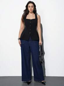 Maija 加大码方领金属装饰荷叶边下摆上衣，浪漫优雅百搭，商务休闲日常皆宜。 - 黑色 - 查看 5