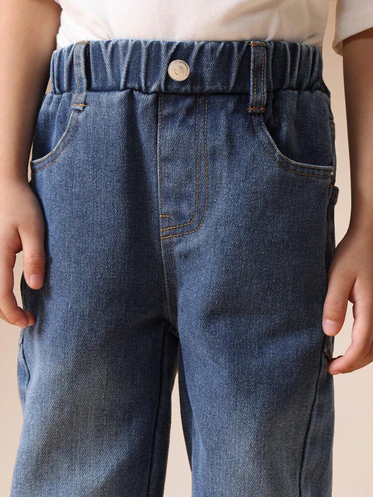 Medium Wash Relaxed Denim Jeans