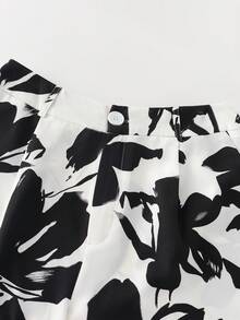 Women's Casual Vacation Outing Date Outfit, Black Asymmetrical Shoulder Knit Tank Top And Floral Print Short 2-Piece Set, Spring/Summer - Black and White - View 3