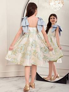 SHEIN 少女花卉提花蝴蝶结露肩无袖连衣裙 - 粉色 - 查看 12