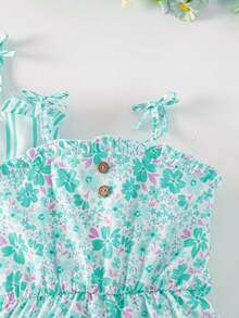 SHEIN Genkimix Kids 女童无袖条纹涤纶短款连体衣，褶皱细节设计，是夏季度假的完美之选。女童连体衣，女童连体衣，女童服装，女童夏季服装，碎花连体衣，条纹连体衣，夏季套装，连体衣，女童连体衣，无袖连体衣，夏季服装。 - 綠色 - 查看 5