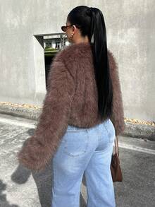 Dayanna Comas 秋冬女士前开蓬松大衣 - 鏽棕色 - 查看 2