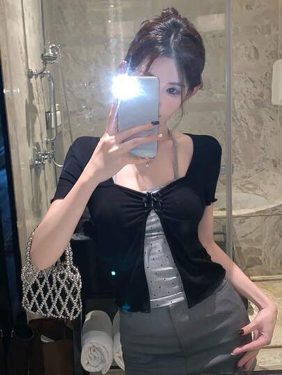 DAZY Women's Casual Short Sleeve T-Shirt With Ruffle Hem And Contrast Color Blocking, Girly Style