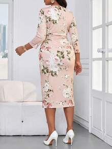 SHEIN Lady Đầm cổ chữ V in hoa thanh lịch dành cho phụ nữ cỡ lớn - Hồng - Xem 2