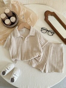 SHEIN LMoss Kids 2件套男婴可爱休闲学院风针织polo衫和短裤套装，适合生日派对、晚宴、演出、婚礼、迎婴派对、满月庆祝、一周岁庆祝等场合。 - 杏色 - 查看 5