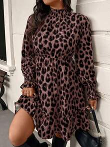 SHEIN Frenchy 大码女式豹纹立领长袖连衣裙，秋冬款，豹纹灯笼袖荷叶边下摆系带连衣裙 - 粉色 - 查看 2