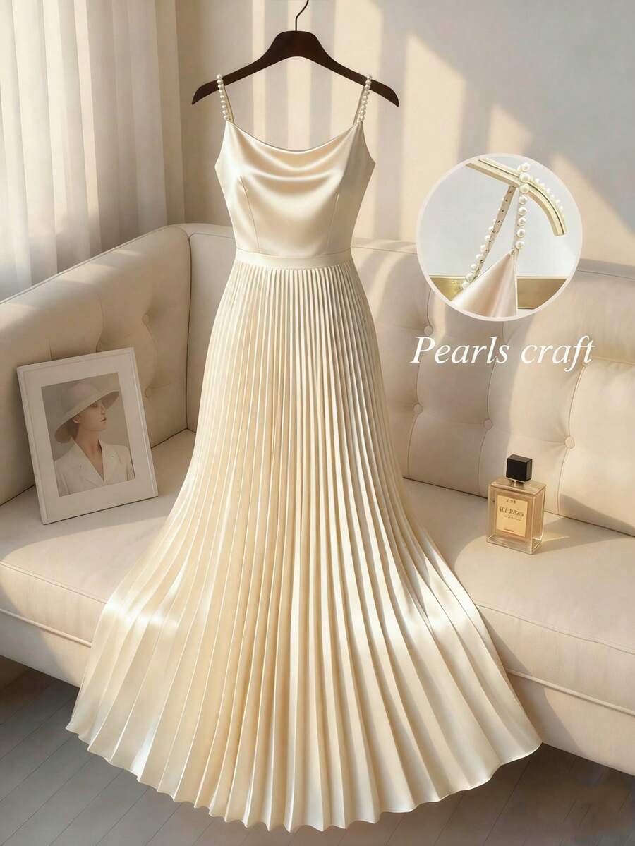 Franclia 女士纯色杏色缎面垂褶领口褶皱腰身褶裥下摆长款连衣裙，珍珠肩带装饰，适合派对、婚礼、约会、日常穿着，简约优雅，杏色缎面连衣裙 - 杏色 - 查看 1