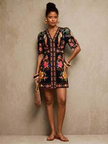 Travachic V-Neck Short Sleeve Fitted Women Mini Dress - Black - View 3