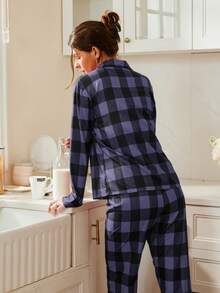 Doze Lane Bộ đồ ngủ nữ phong cách retro thường ngày, phối màu kẻ caro và in chữ "Hers", tay dài, cổ ve áo, dáng rộng. - Xanh đậm - Xem 2
