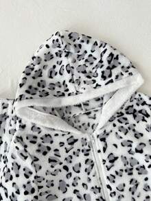 Elamini Women's Autumn/Winter Fashion Leopard Print Thermal Lined Zip-Up Hoodie And Drawstring Flare Pants 2-Piece Set, Casual Sporty Versatile - Black and White - View 5