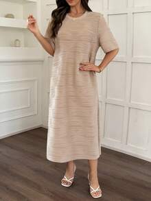 Vivie Lora Đầm dài dáng suông rộng rãi, chất liệu vải có họa tiết, màu kaki dành cho nữ. - Màu Khaki - Xem 4