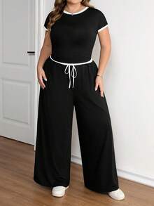SHEIN CURVE+ Bộ áo thun và quần dài phối màu đen trắng tương phản dành cho nữ cỡ lớn. - màu đen - Xem 4