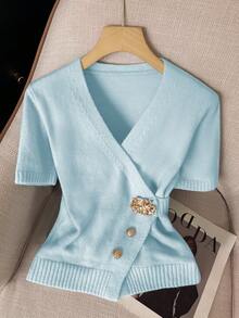 GlowEve 蓝色独特设计V领长袖金属纽扣针织开衫，腰部收紧不对称纽扣设计，优雅女士款，春夏款 - 彩色 - 查看 3