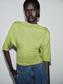 Lumivelle Áo thun nữ thanh lịch tay cánh dơi xếp ly ôm dáng, thích hợp cho công sở - màu xanh lá - Xem 5