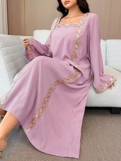 Al Najma 大码女式印花系带方领长袖优雅阿拉伯风长裙