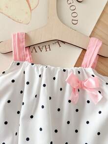 SHEIN 两件套女婴波点印花粉色蝴蝶结装饰无袖吊带背心+松紧腰条纹喇叭裤，裤脚带荷叶边，适合夏季休闲外出或旅行 - 粉色 - 查看 3