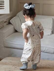 DAZY 2pcs Baby Girls' Peter Pan Collar Cartoon Print Long Sleeve T-Shirt & Ruffle Trim Pants Comfortable Homewear Set, Korean Style Toddler Girls Clothes - Beige - View 2