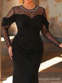 Aureia 大码优雅浪漫圆领长袖连衣裙，腰部褶皱设计，鱼尾裙摆，饰以奢华水钻，适合婚礼、派对、庆典、正式晚礼服（重工装饰设计） - 黑色 - 查看 2